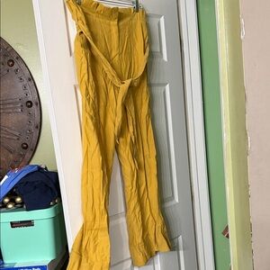Top Shop Mustard Yellow High-Waisted Pants with sash. Never worn.